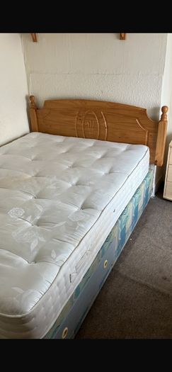 Bed and mattress- free- must be taken together