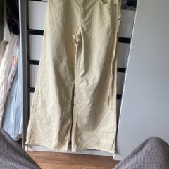MANGO jeans