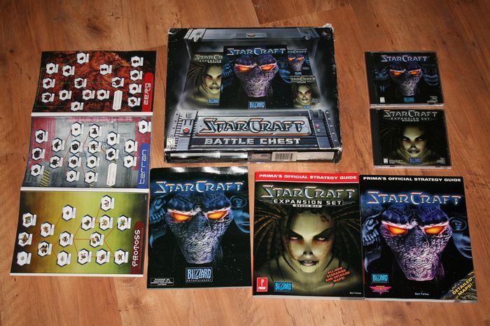 Vintage Games collection , STAR WARS , Star Craft etc