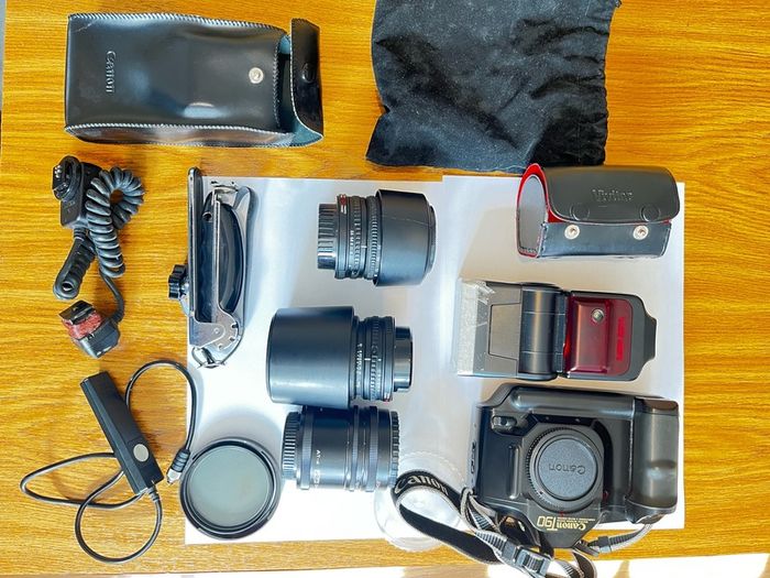 Canon T90 SLR 35mm film camera
