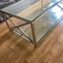 glass table Image 3