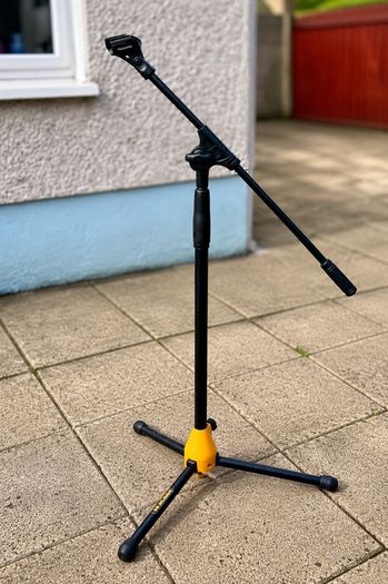 Hercules Microphone Stand