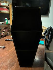 Coffin shelf