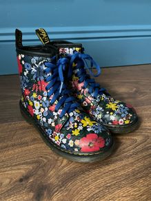 Vintage Dr Martens 1460 Floral Boots UK 2