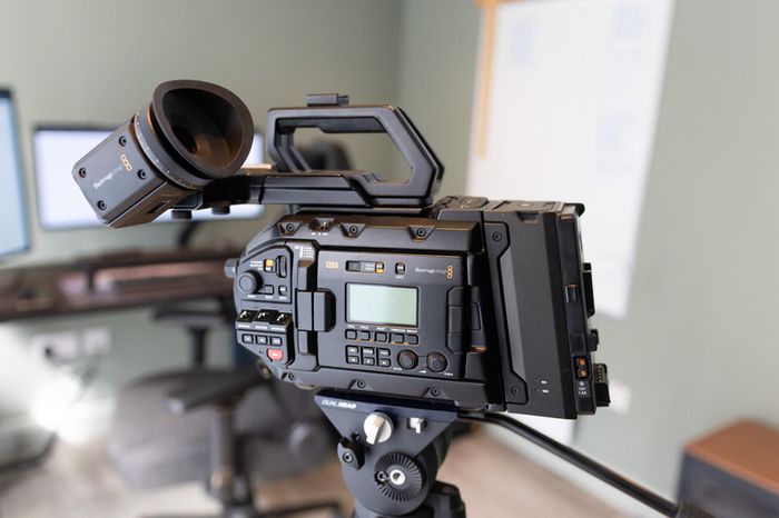 Blackmagic URSA Mini Pro G2 - EF
