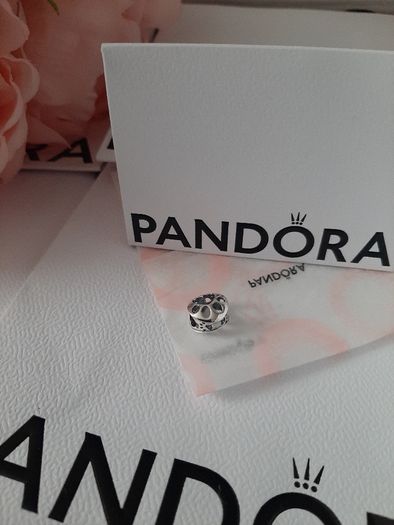 New genuine pandora paw charm