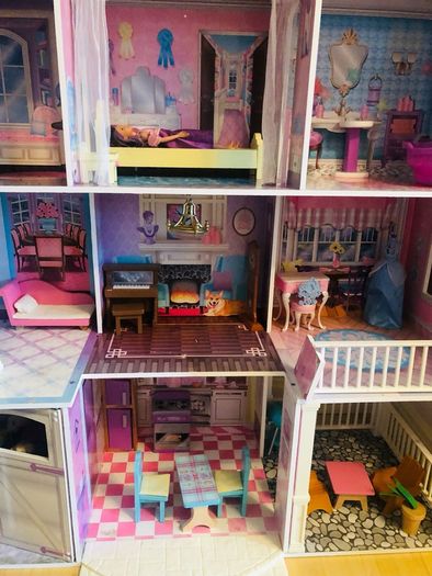 Doll House