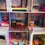 Doll house Image 3