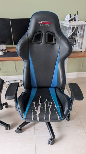 2 Gaming Chairs