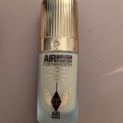 Charlotte Tilbury Airbrush Flawless Foundation shade 3