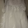 White wedding dress - never worn Image 8