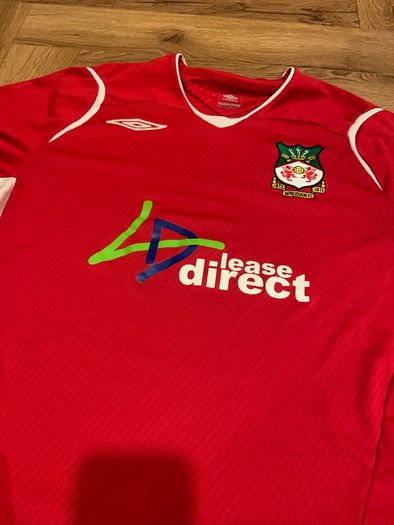 Wrexham Football Shirt 2008/2009 Medium