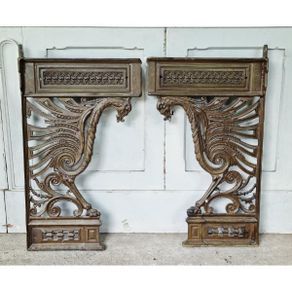 Victorian style Cast Iron Brackets Pair KAS1227