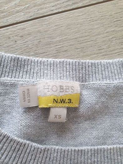 Hobbs Sweater Size Xs