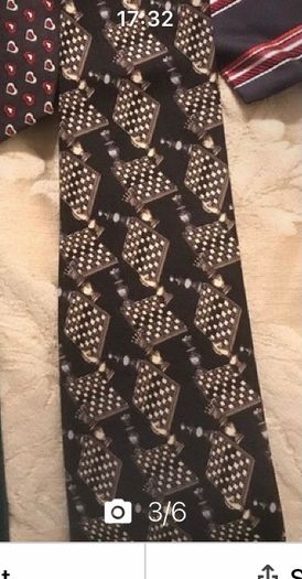 Chess Players Tie