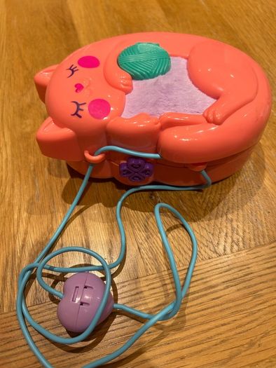 Polly Pocket Cuddly Cat Purse