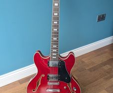 Sire H7 Larry Carlton
