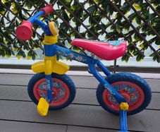 Kid's used paw patrol bike