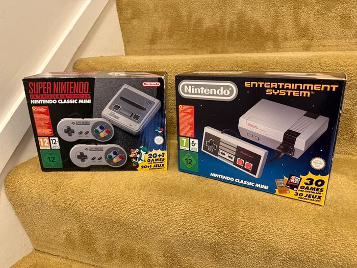 Nes Classic Mini Snes Classic Mini Mint Boxed Complete For Sale in ...