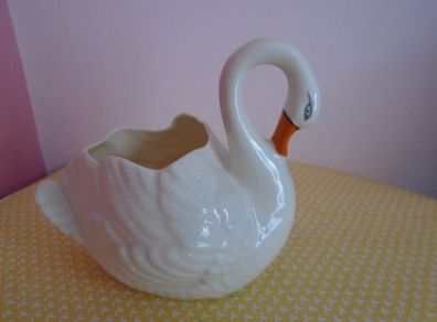 Donegal China swan. Ornament,Collectors item, Vintage china,Parian china