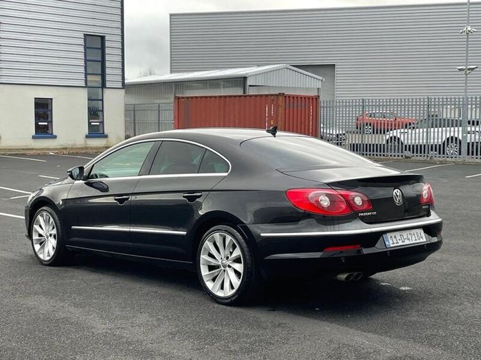 Volkswagen Passat 2011