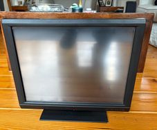 Touchscreen POS Monitor (Ilyama)