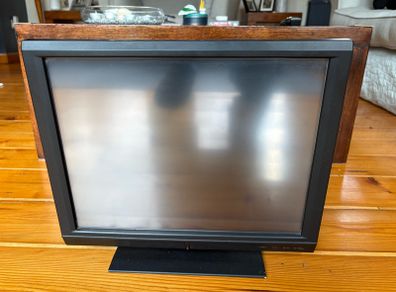 Touchscreen POS Monitor (Ilyama)