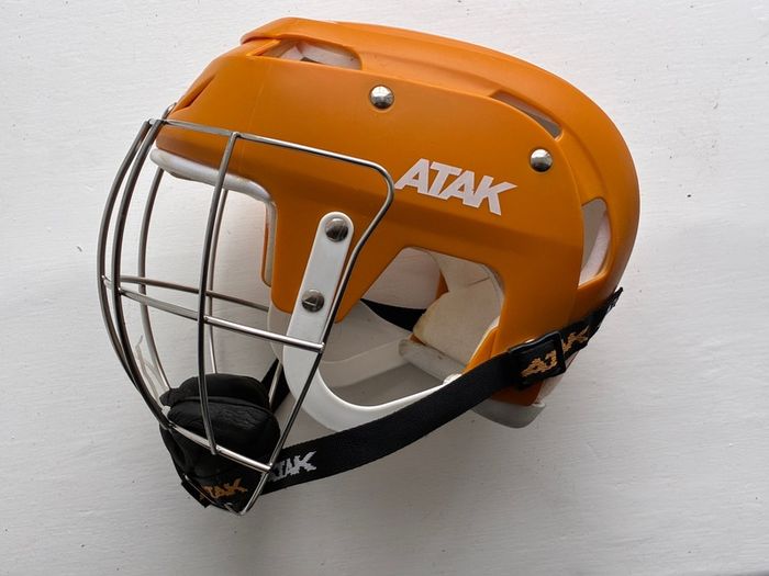 Helmet - hurling / camogie (size  Medium)