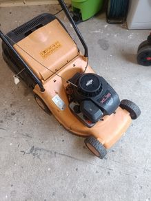 Lawnmower