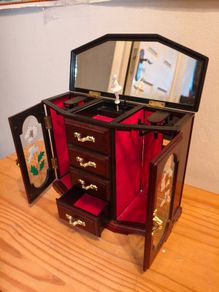 jewellery box