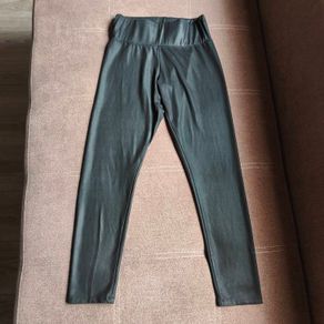 Black Leather look leggings, NEW LOOK, Size S