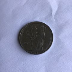Rare old Collectable coin - Italy 100 Lira