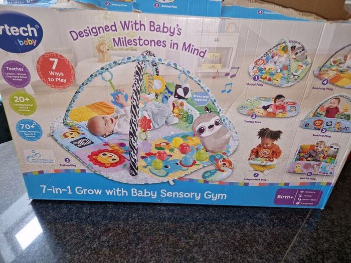 Vtech 7 in 1 with Baby Sensory Gym