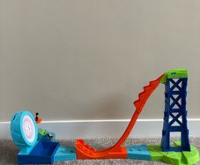 Thomas & Friends MINIS Target Blast Stunt Set