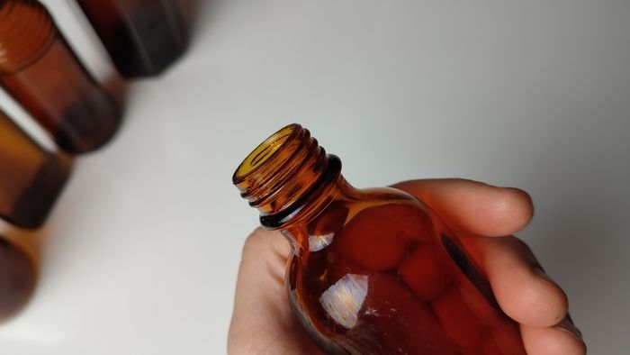 364 - Set of 5 Vintage Collectible Decorative Amber Glass Bottles