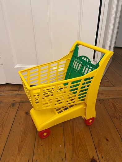 Kids shopping trolley