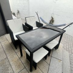 Garden furniture set