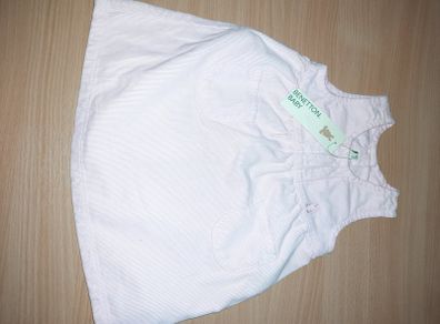 Baby dress Brand new Age 9-12 mths