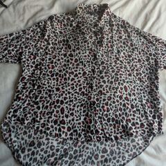 Oversized shirt size 10