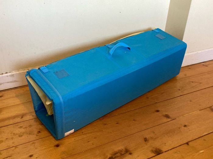 Chicco Travel Cot with Mattress & Carry Bag | Compact & Portable