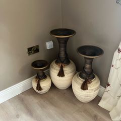 vases