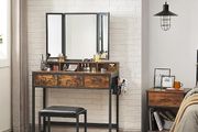 Dressing table industrial design dressing table, dressing table, cosmetic table with 3-piece folding mirror