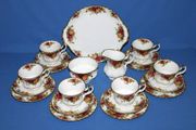 Royal Albert "Old Country Roses"   21 pcs Tea Set