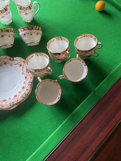 Royal Tara Fine Bone China 42 piece Tea Set -