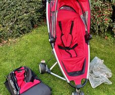 Quinny Zapp pushchair and Graco booster car seat