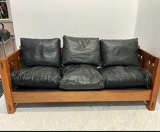 American Settle Sofa