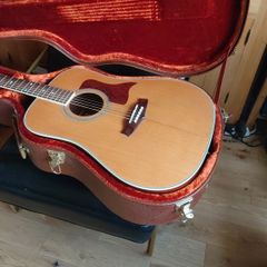 Acoustic