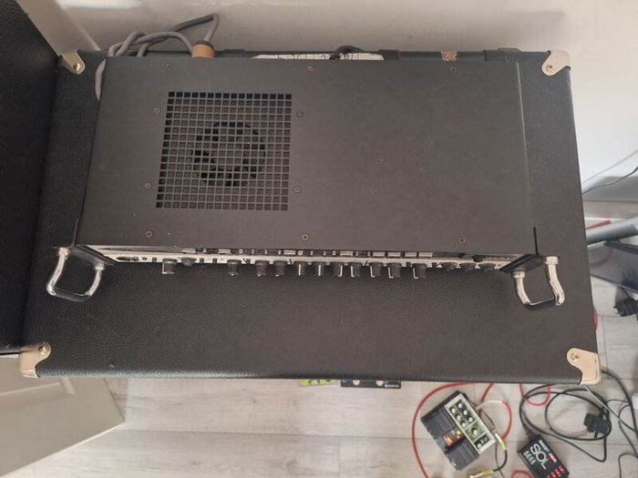 Gallien Krueger 1001RB-II 700/50W Biamp Bass Head.