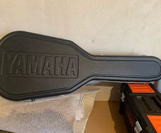 Yamaha acoustic Hiscox hard case