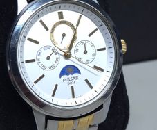Pulsar Moonphase Style Watch Two Tone Bracelet Working